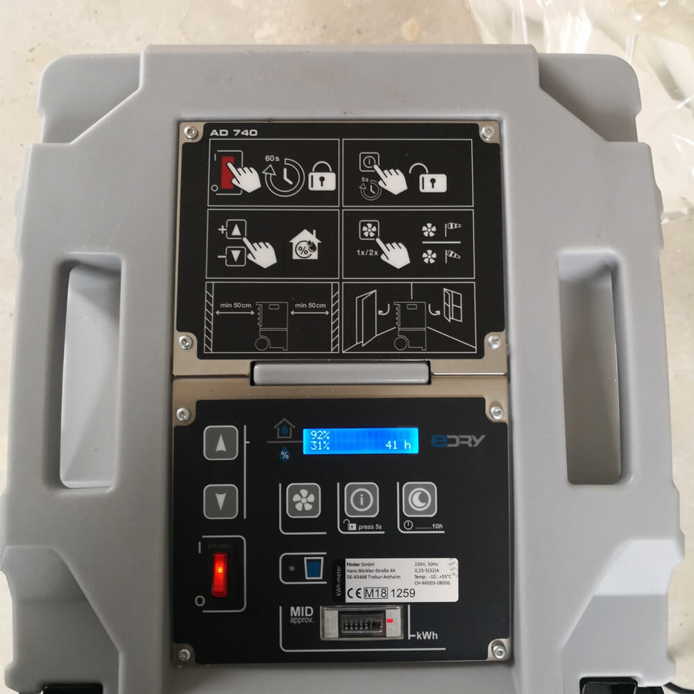 Aerial AD 740 betjeningspanel