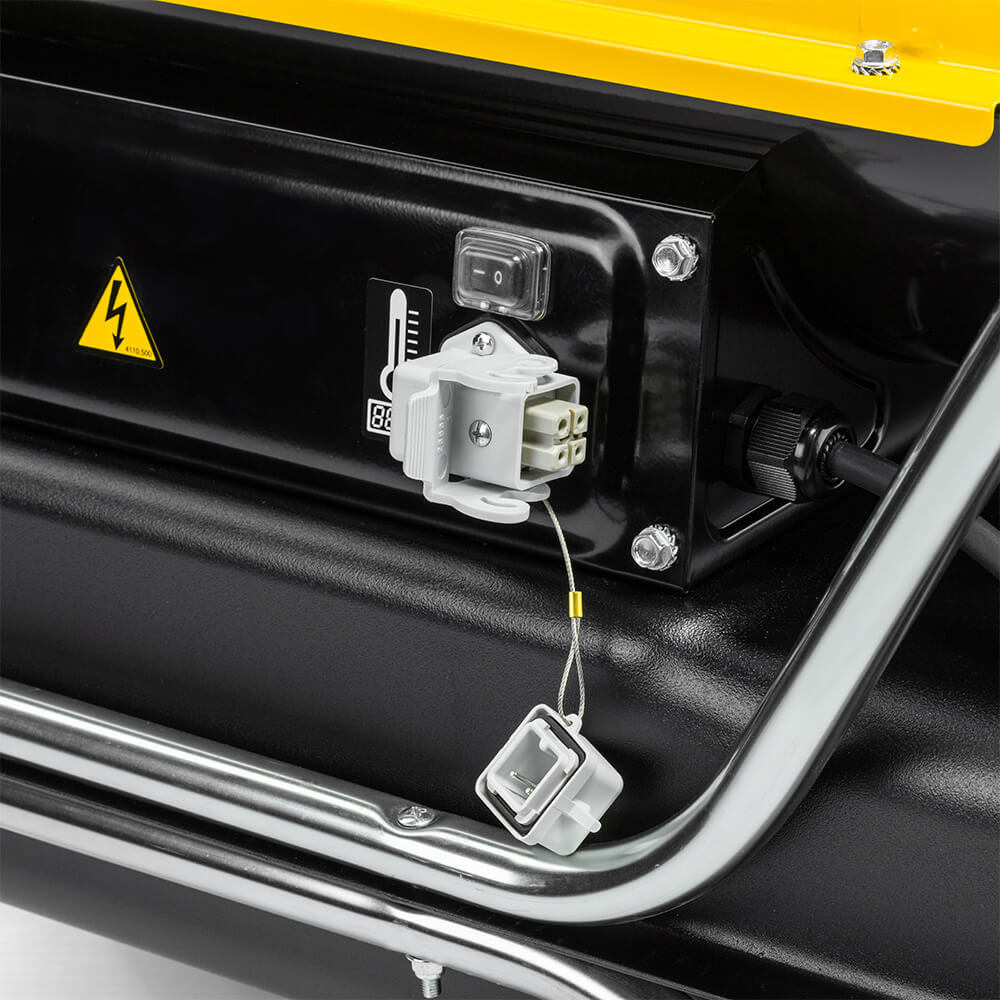 MASTER B 150 close up2 web