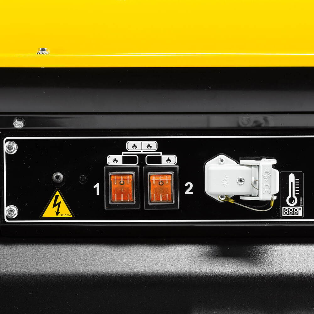 Master B 300 close up1 web