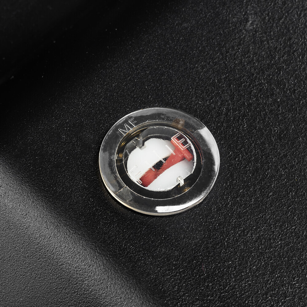 Master B 300 close up3 web