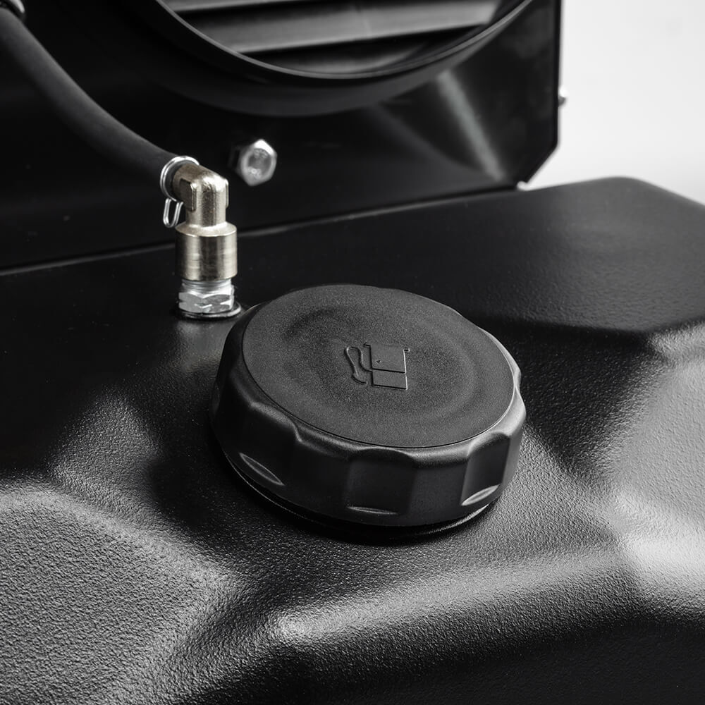 Master B 300 close up4 web