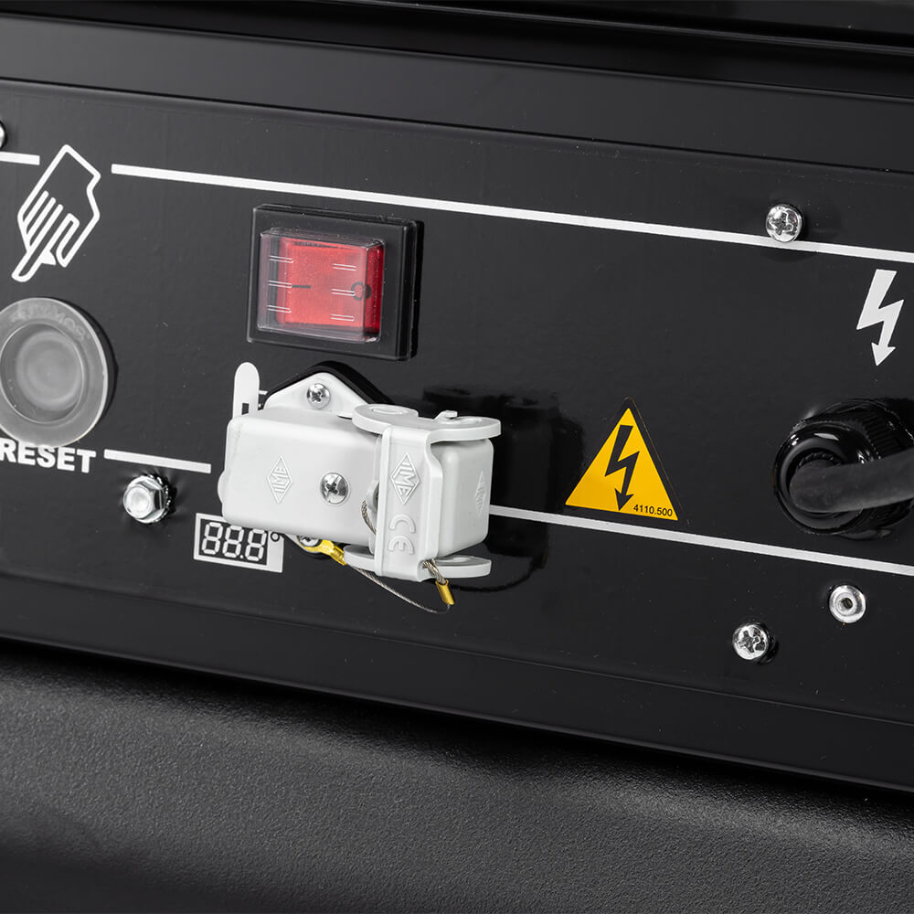 Master BV 290 close up4 web