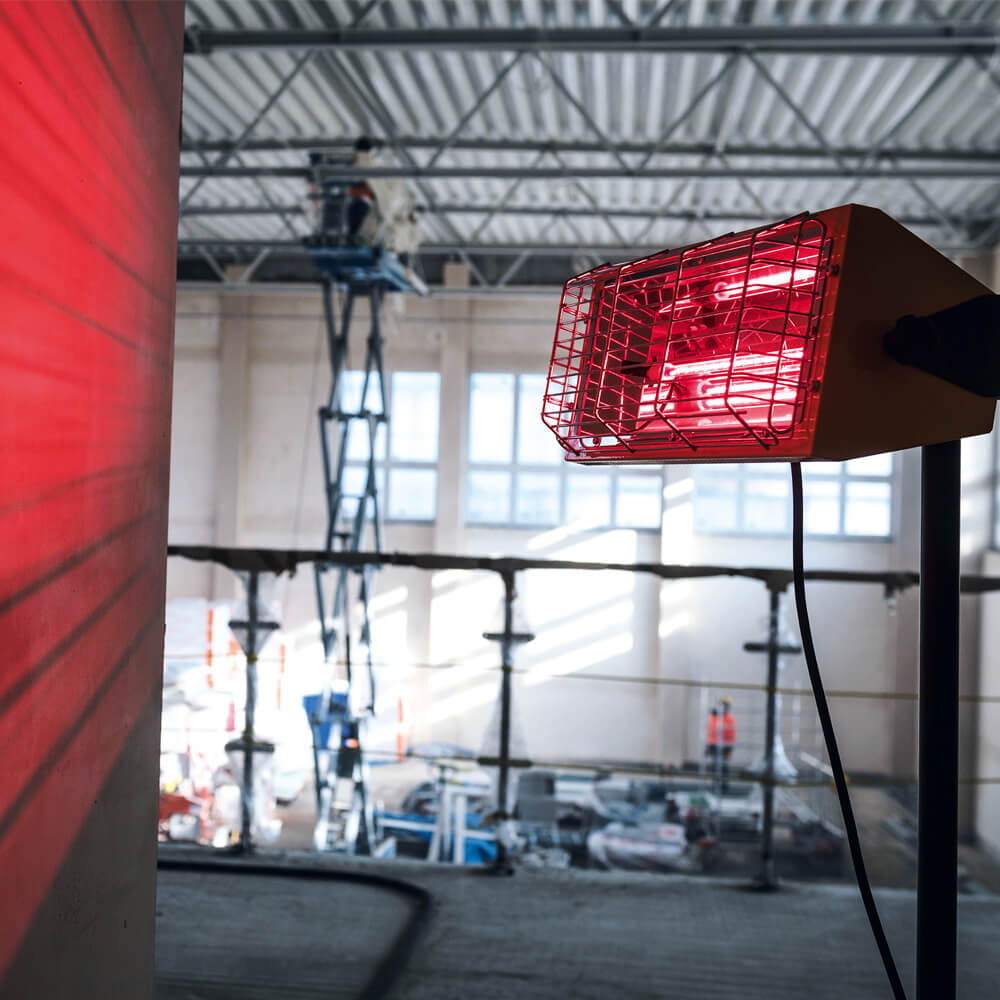 Master Hall 1500 drying a wall