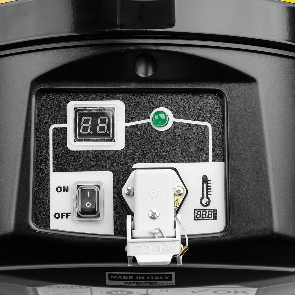 Master XL 61 close up1 web